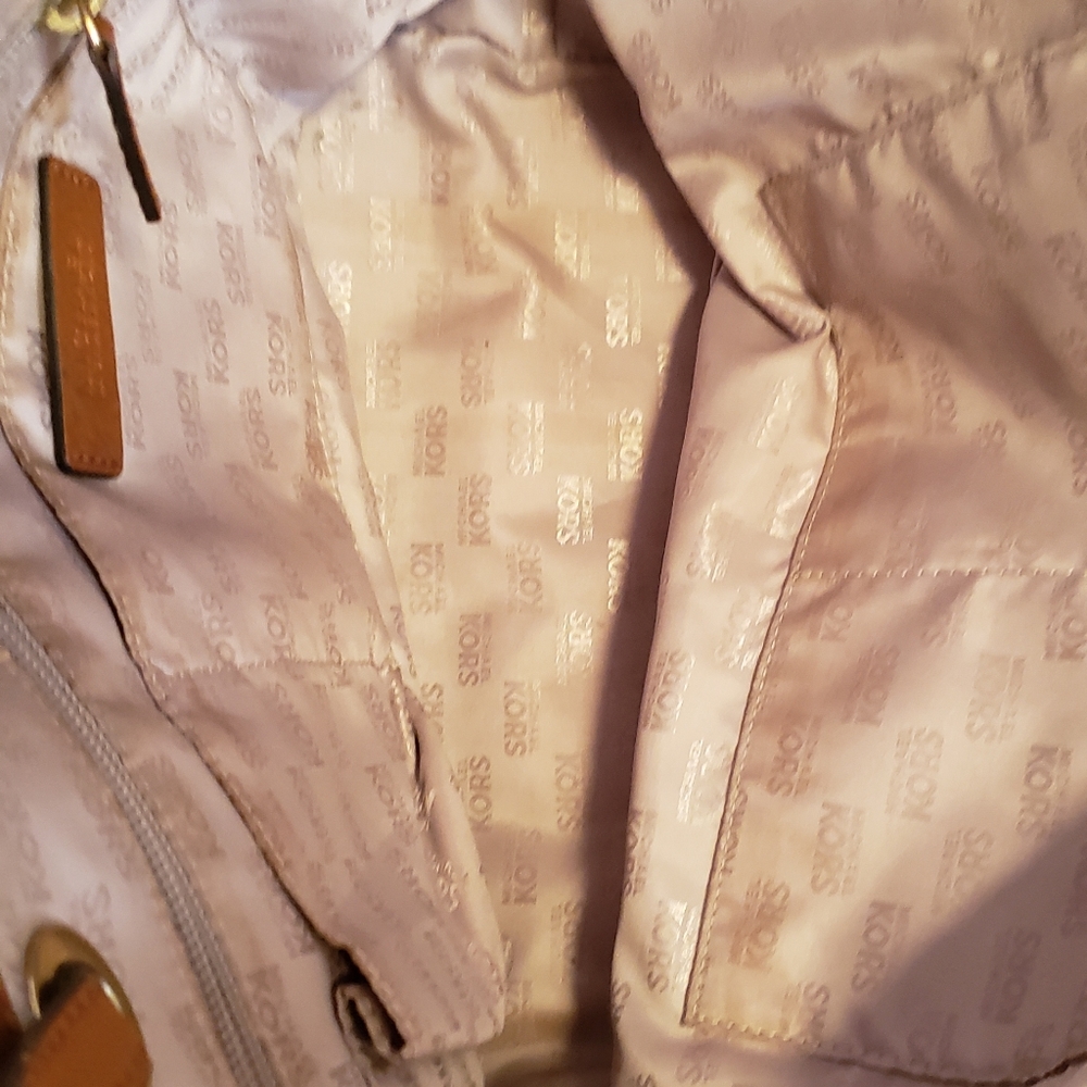 Michael Kors*SOLD* - Picture 7 of 9